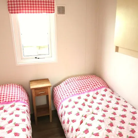 556 Op Recreatiepark De Wielen Sint Maarten