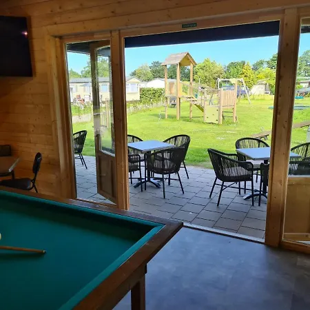 556 Op Recreatiepark De Wielen * Sint Maarten